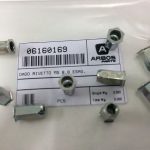 Dado rivetto M5 esagonale
