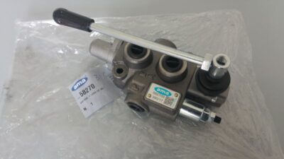 Distributore 1 leva doppio effetto 45lt. senza carry over